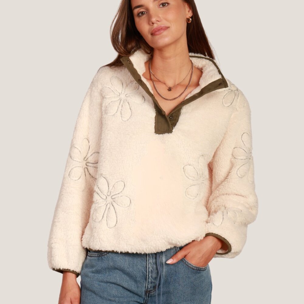 🌿 Dylan by True Grit "Flora" Plush Fleece – So Soft & Trendy!